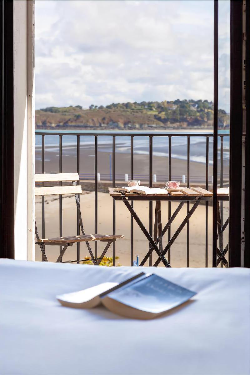 Hotel Du Port ロキレック エクステリア 写真